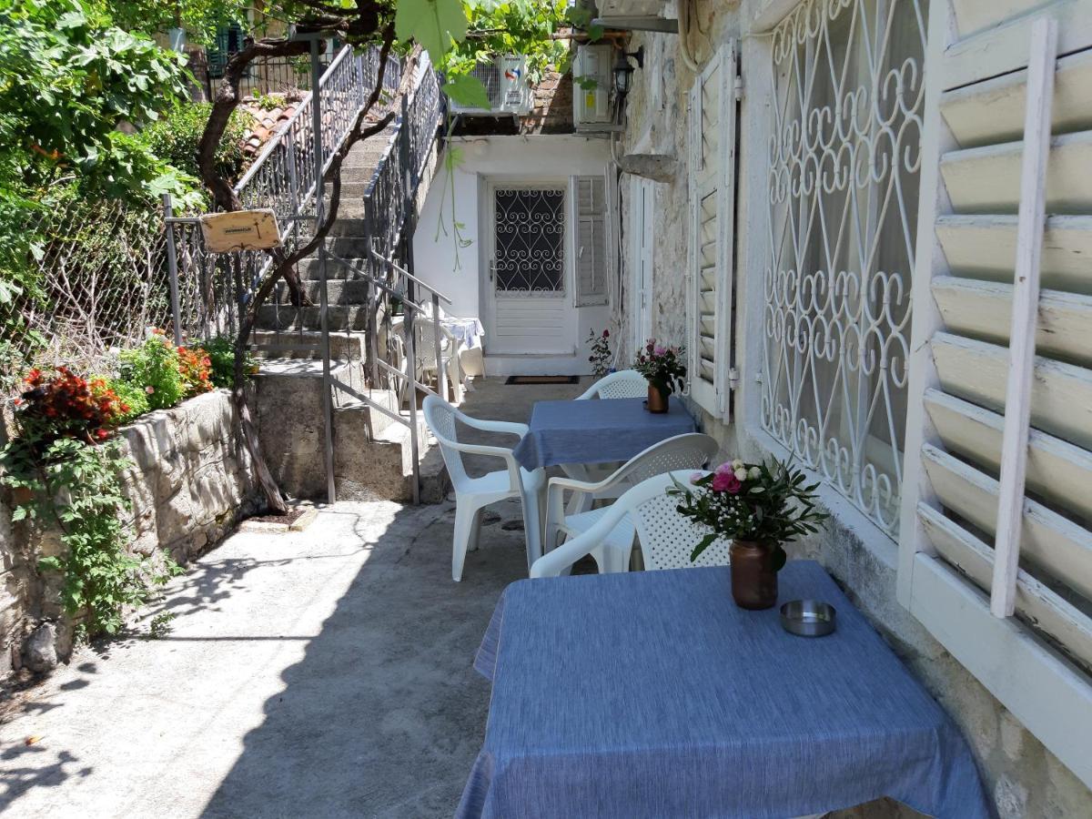 Vicky 1 Apartment Kotor Luaran gambar
