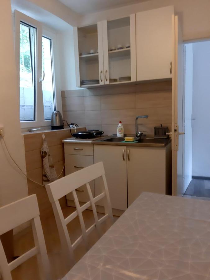 Vicky 1 Apartment Kotor Luaran gambar