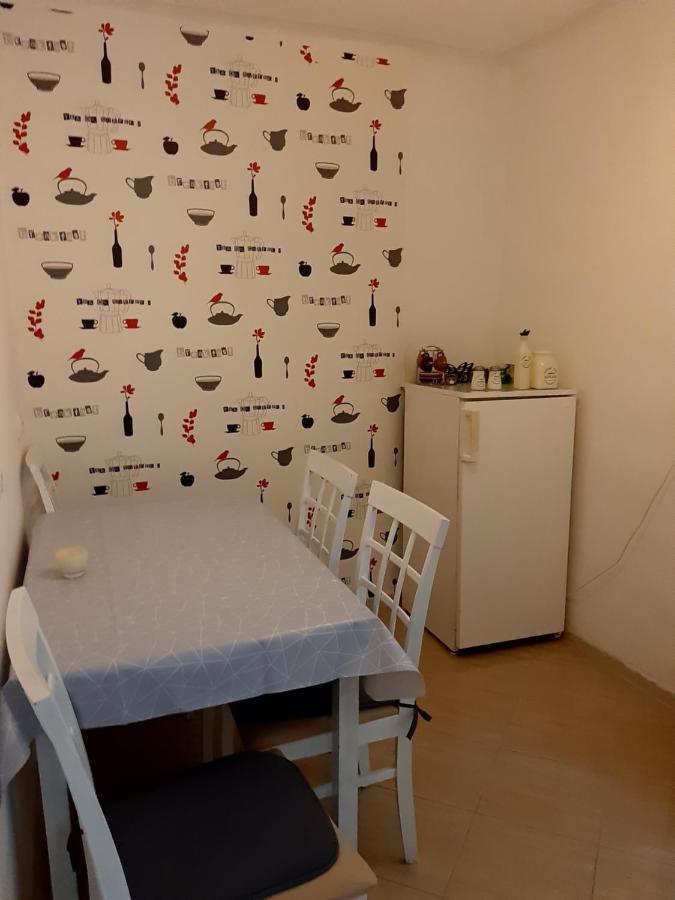 Vicky 1 Apartment Kotor Luaran gambar