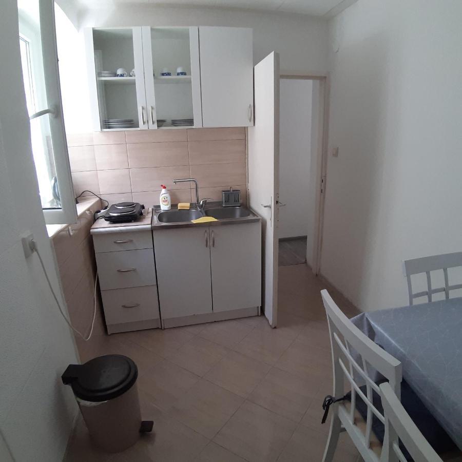 Vicky 1 Apartment Kotor Luaran gambar