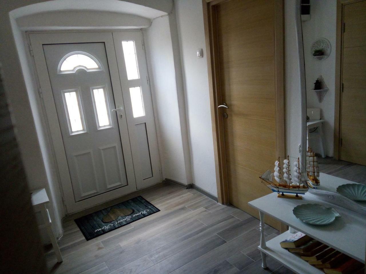 Vicky 1 Apartment Kotor Luaran gambar
